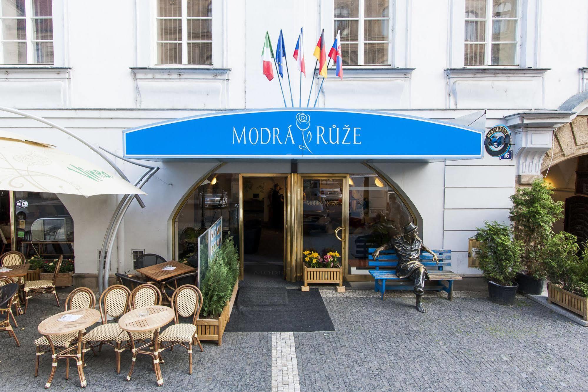 Hotel Modra Ruze Prague Exterior photo